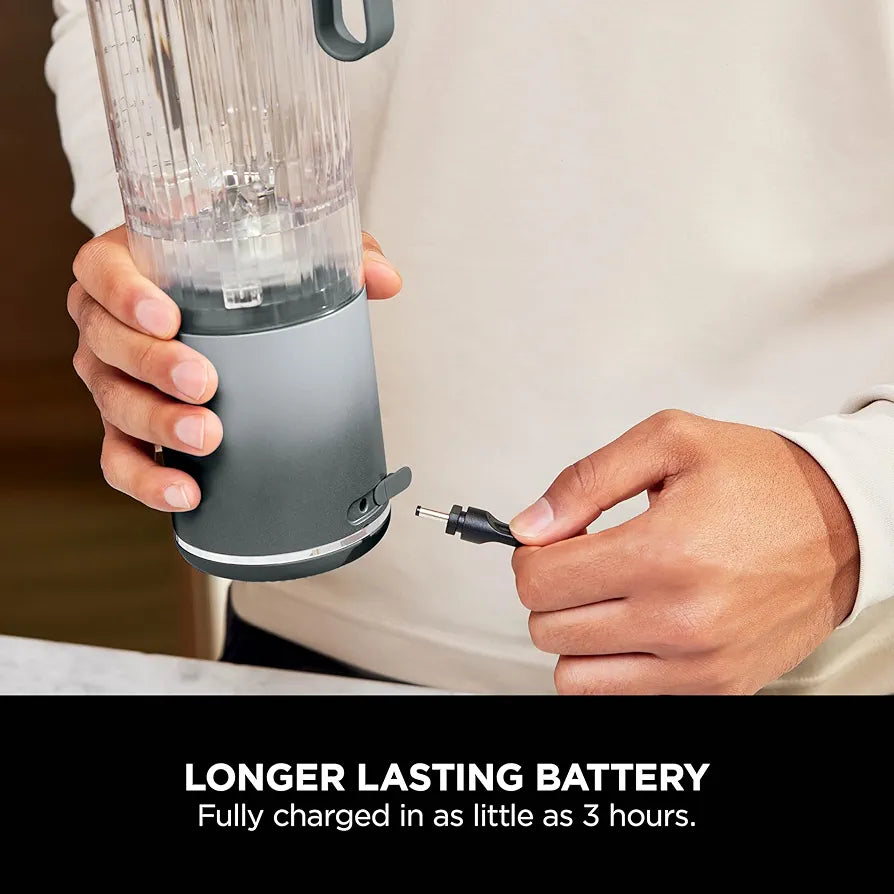 Ninja Blast Max Portable Blender, 570ml, Rechargeable Battery, Blending Cup & Leak-proof Lid, 3x Blend Functions, Makes Smoothies, Protein Shakes, Blends Ice & Frozen Fruit, Silver BC251EUSL